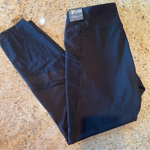 Pants - Old navy mesh athletic crops